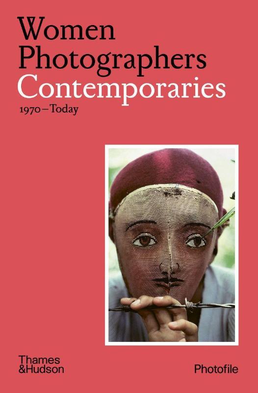 Women Photographers: Contemporaries