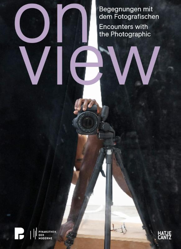 On View (Bilingual edition)