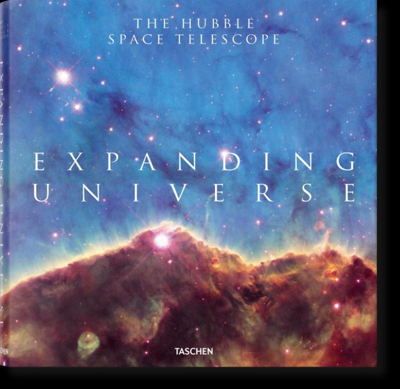 Expanding Universe. The Hubble Space Telescope
