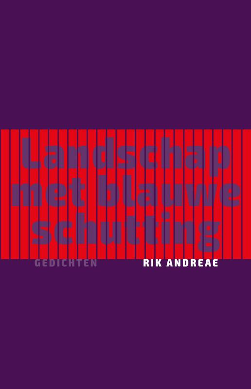 Landschap met blauwe schutting